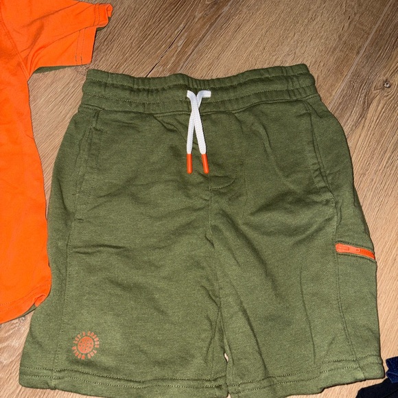 Athletic Matching Set in Green and Orange with Drawstring Waist - Picture 3 of 3